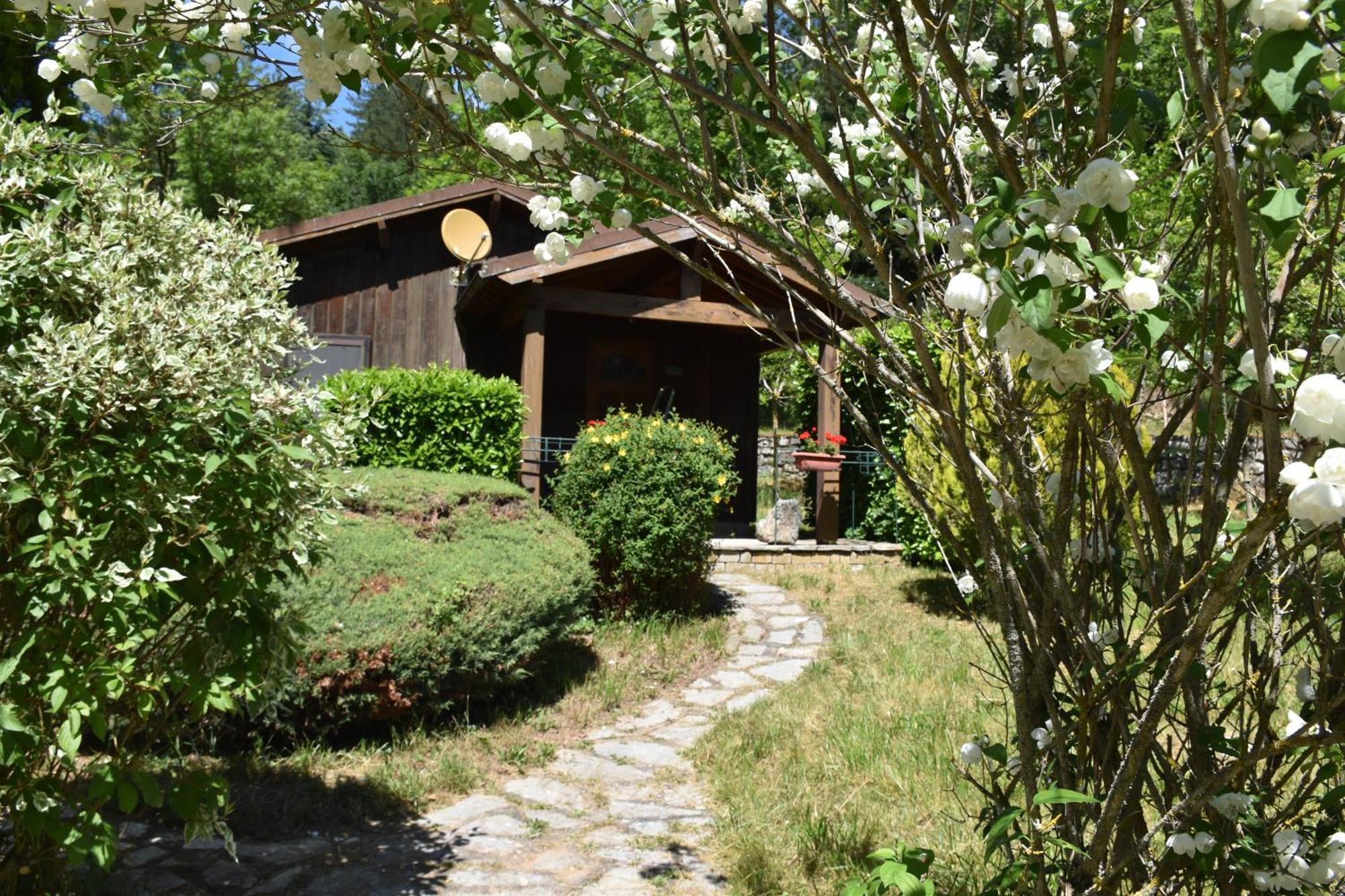 Les Chalets Du Roc Alzon Exterior foto